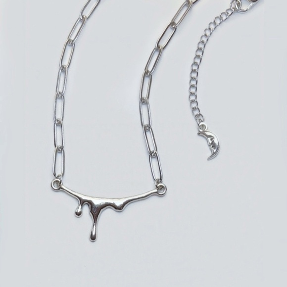 Dripping in Silver Necklace - Picture 3 of 12